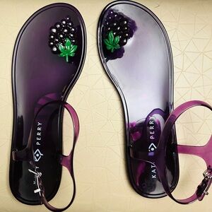 NEW KATY PERRY Jelly Sandals, Grape